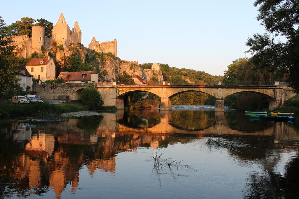 La Ligne Bed & Breakfast Angles-sur-l'Anglin ภายนอก รูปภาพ