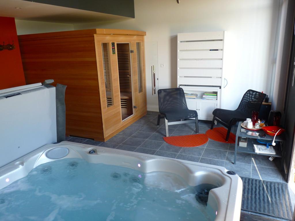 La Ligne Bed & Breakfast Angles-sur-l'Anglin ภายนอก รูปภาพ